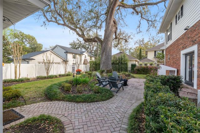 1107 SE 9TH AVENUE, Ocala, FL 34471