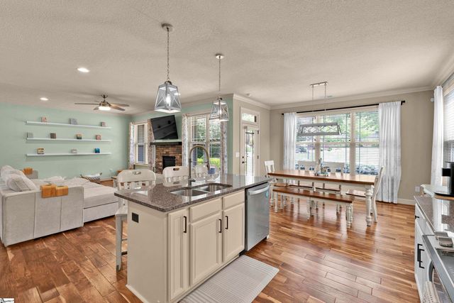 225 Bayswater Lane, Greer, SC 29651