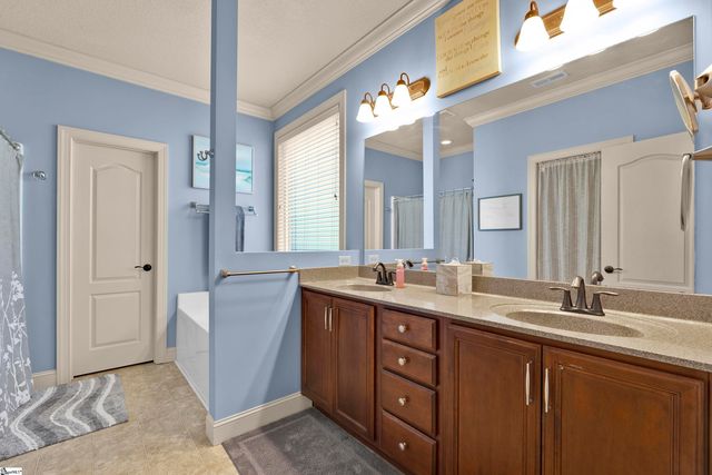 225 Bayswater Lane, Greer, SC 29651