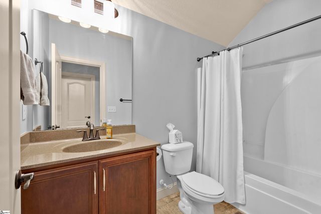 225 Bayswater Lane, Greer, SC 29651