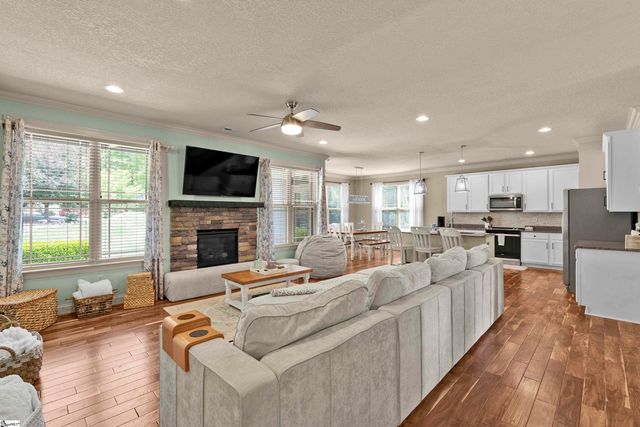 225 Bayswater Lane, Greer, SC 29651