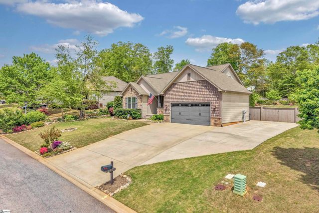 225 Bayswater Lane, Greer, SC 29651