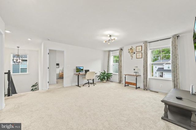 2865 WHITE TAIL DR, Locust Grove, VA 22508