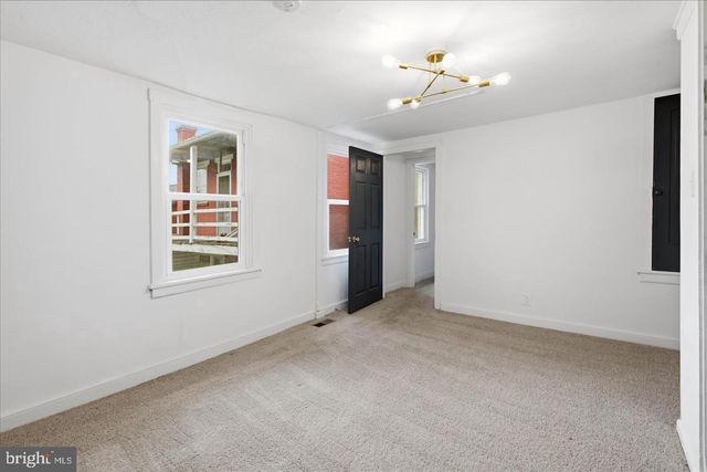 542 E ORANGE ST, Lancaster, PA 17602