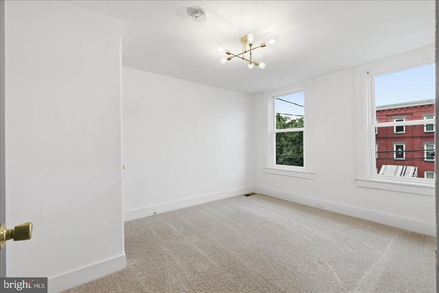 542 E ORANGE ST, Lancaster, PA 17602