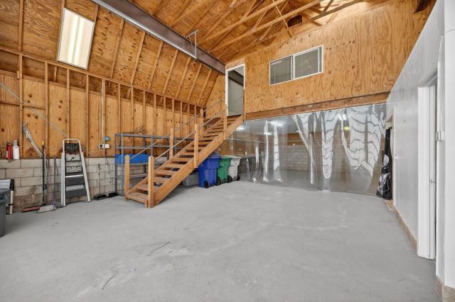 2143 Deerpark Dr, San Diego, CA 92110