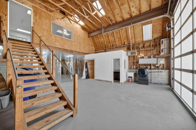 2143 Deerpark Dr, San Diego, CA 92110