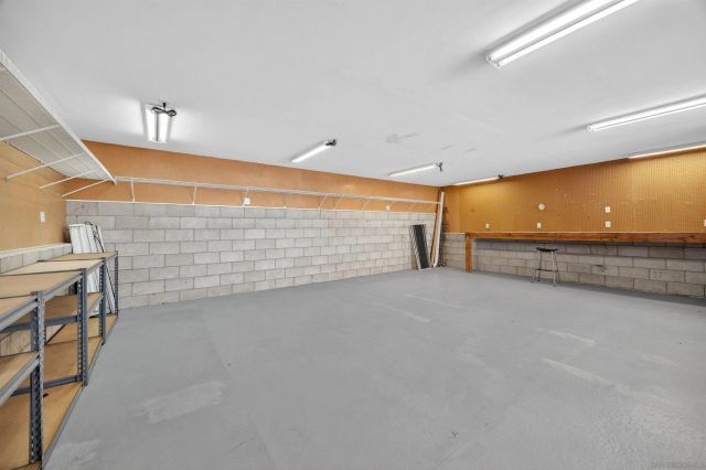 2143 Deerpark Dr, San Diego, CA 92110