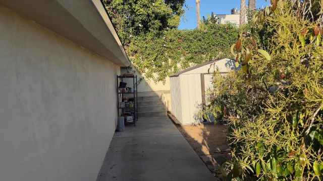2143 Deerpark Dr, San Diego, CA 92110