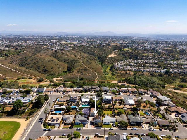 2143 Deerpark Dr, San Diego, CA 92110