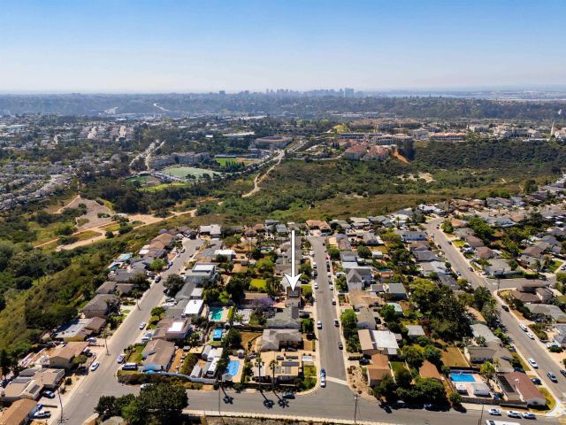 2143 Deerpark Dr, San Diego, CA 92110