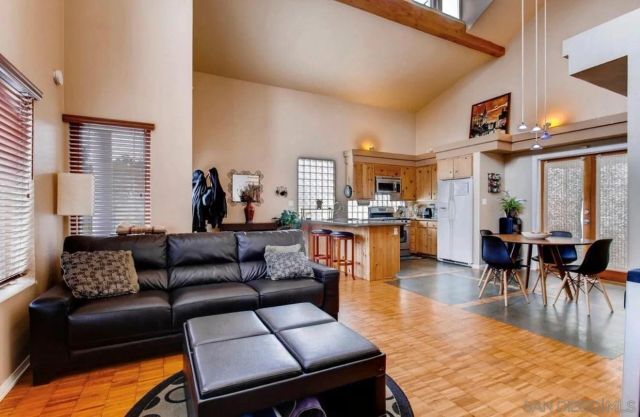 2143 Deerpark Dr, San Diego, CA 92110