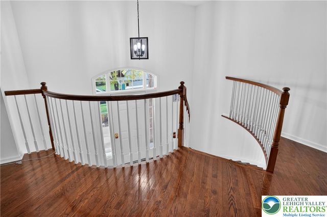 560 Quaker Ridge Terrace, Williams Twp, PA 18042