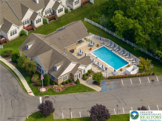 560 Quaker Ridge Terrace, Williams Twp, PA 18042