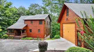 23 Chestnut Hills Lane, Blue Ridge, GA 30513