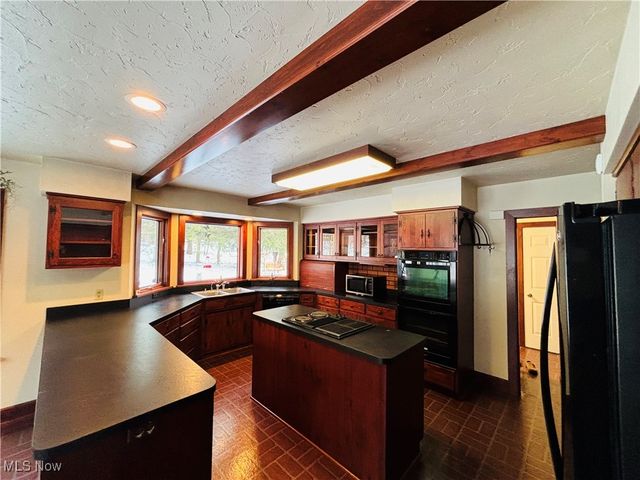 15899 Mccallum Drive, Doylestown, OH 44230