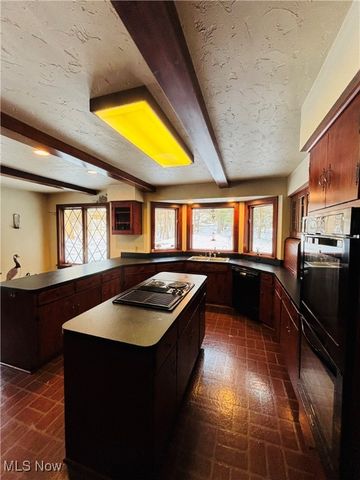 15899 Mccallum Drive, Doylestown, OH 44230