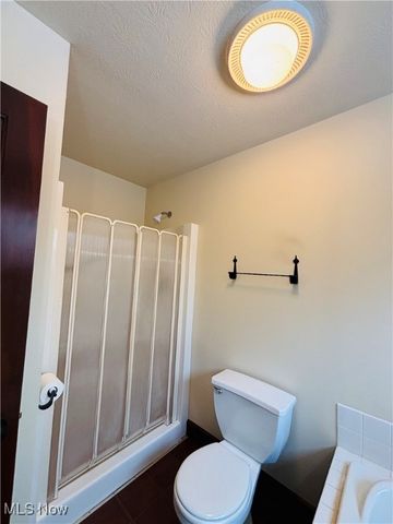 15899 Mccallum Drive, Doylestown, OH 44230