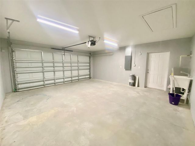 3757 Sebring Parkway, Sebring, FL 33870