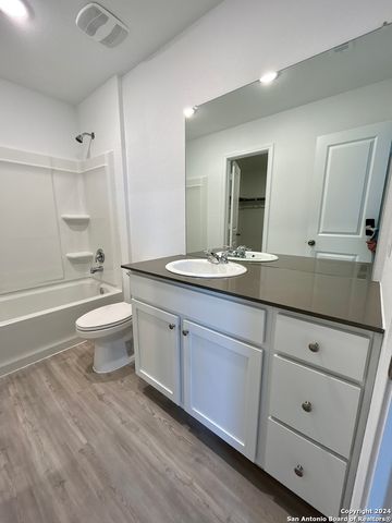 751 Bullsnake, New Braunfels, TX 78130