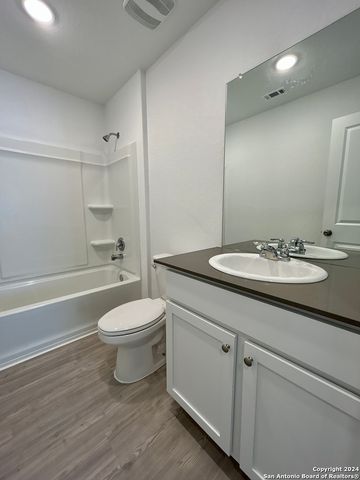 751 Bullsnake, New Braunfels, TX 78130