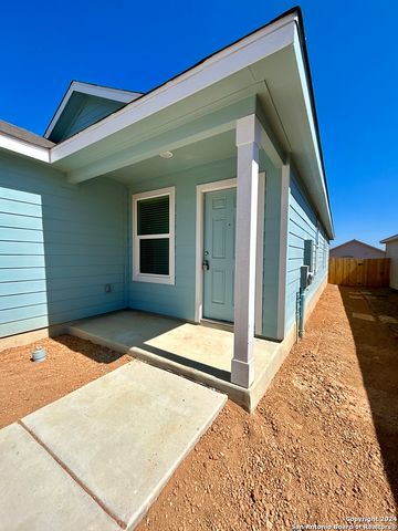 751 Bullsnake, New Braunfels, TX 78130