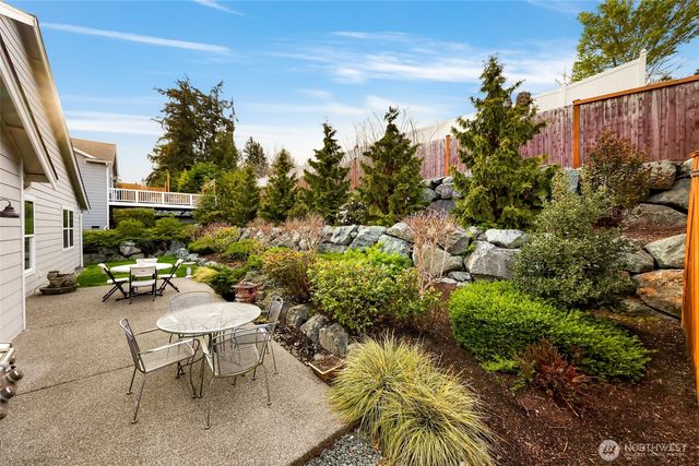 12772 Frazier Heights Loop, Burlington, WA 98233