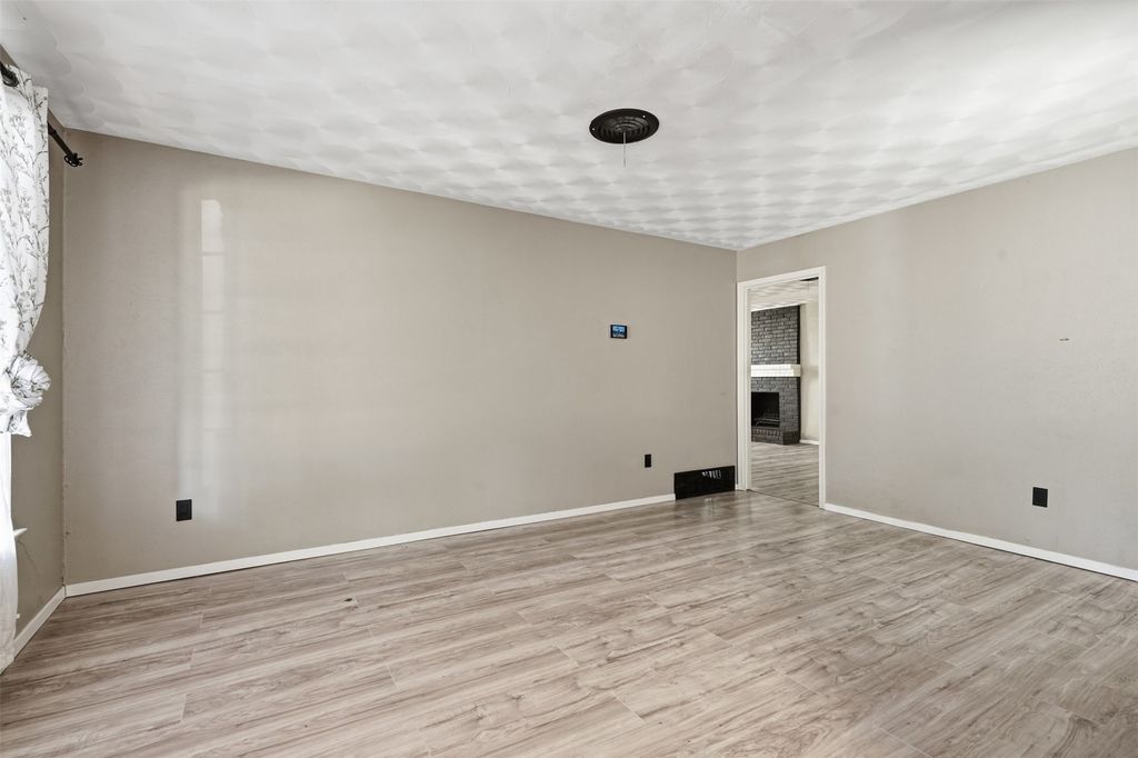 439 Shorewood Drive, Duncanville, TX 75116 — photo 3