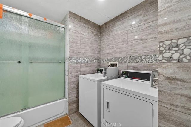 705 S C, Madera, CA 93638