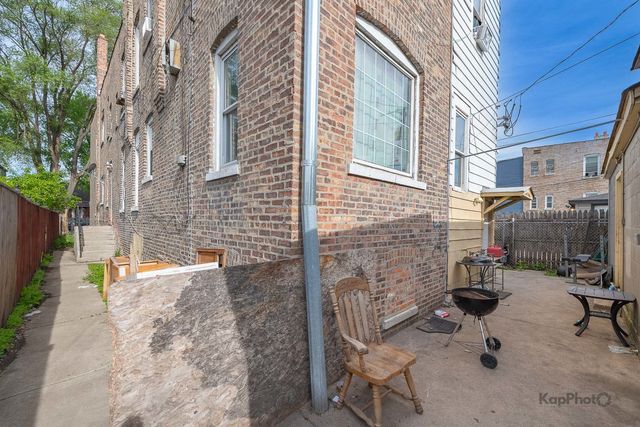 2233 S Trumbull Avenue, Chicago, IL 60623