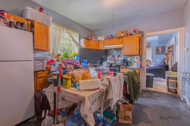 2233 S Trumbull Avenue, Chicago, IL 60623