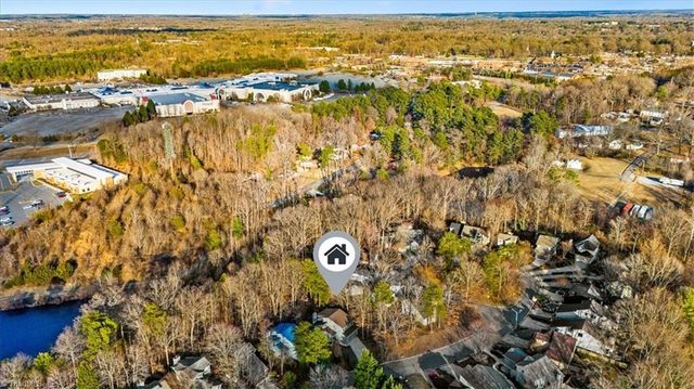 419 Chester Woods Court, High Point, NC 27262