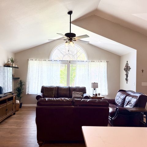 103 Brighton Ln, Crossville, TN 38558