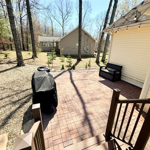 103 Brighton Ln, Crossville, TN 38558