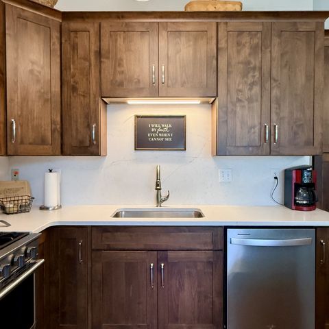 103 Brighton Ln, Crossville, TN 38558