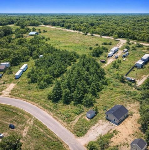 114 Road 5604, Cleveland, TX 77327