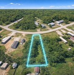 114 Road 5604, Cleveland, TX 77327