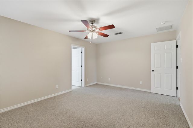 605 Maple Drive, Pilot Point, TX 76258