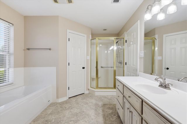 605 Maple Drive, Pilot Point, TX 76258