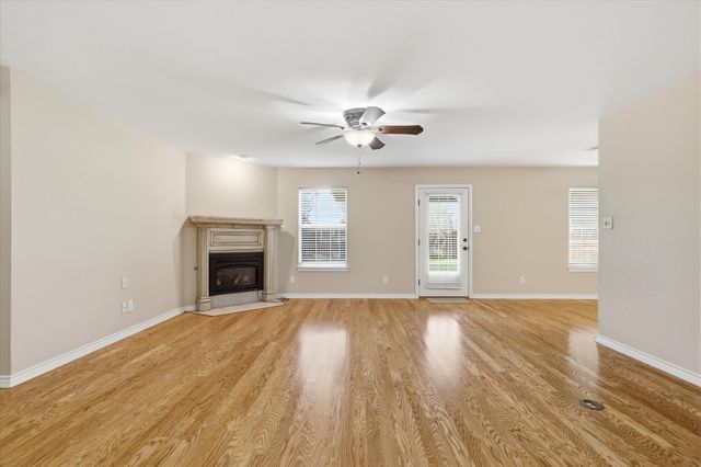 605 Maple Drive, Pilot Point, TX 76258