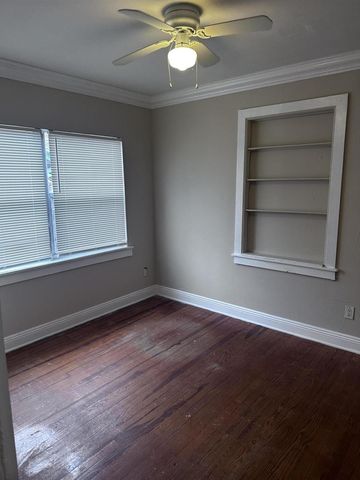 130 NE 4th Avenue, Boynton Beach, FL 33435