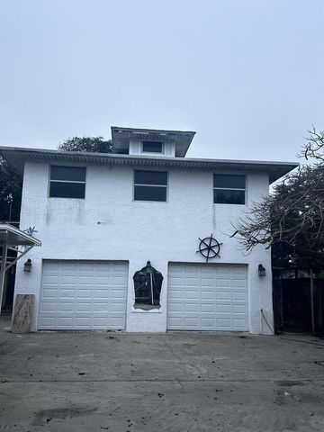130 NE 4th Avenue, Boynton Beach, FL 33435