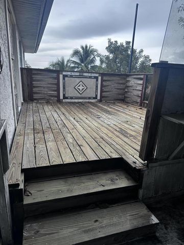 130 NE 4th Avenue, Boynton Beach, FL 33435