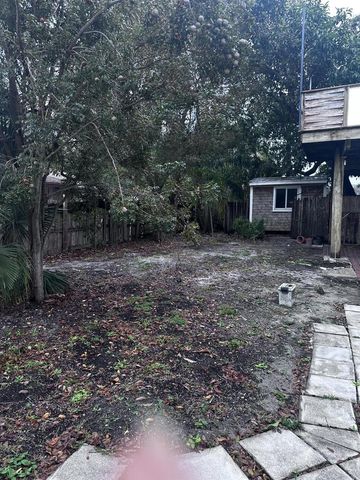 130 NE 4th Avenue, Boynton Beach, FL 33435