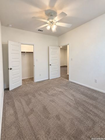 4422 CHANDLER RD APT 24, San Antonio, TX 78222