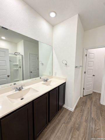 4422 CHANDLER RD APT 24, San Antonio, TX 78222