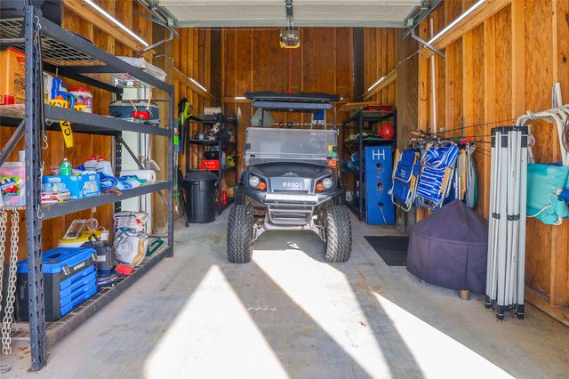 1819 N Pompano Ln, Crystal Beach, TX 77650