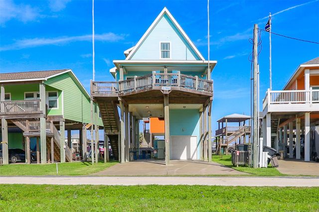 1819 N Pompano Ln, Crystal Beach, TX 77650