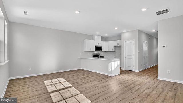 206 BENTZ AVE, Villas, NJ 08251