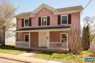124 GOODMAN ST, Charlottesville, VA 22902